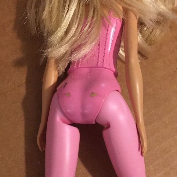 2013 Barbie Doll - Picture 7 of 10